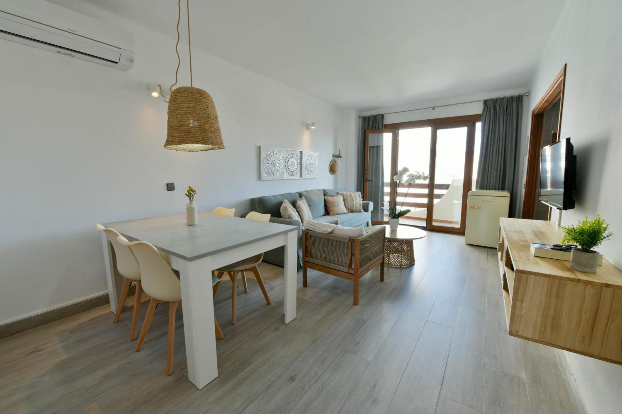 Apartamentos Estanques Colonia de Sant Jordi Kültér fotó
