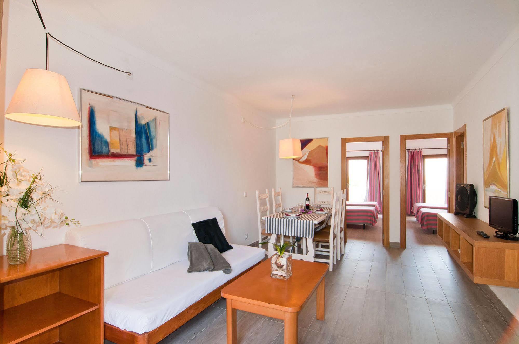 Apartamentos Estanques Colonia de Sant Jordi Kültér fotó
